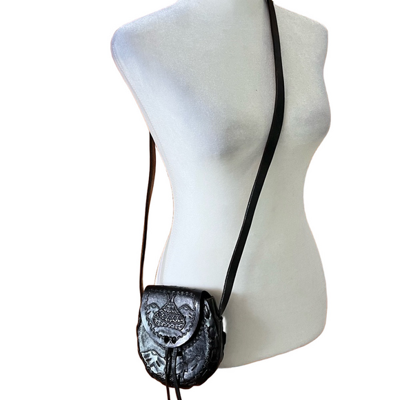 Handbags - Black Real Leather Llama Crossbody Bag